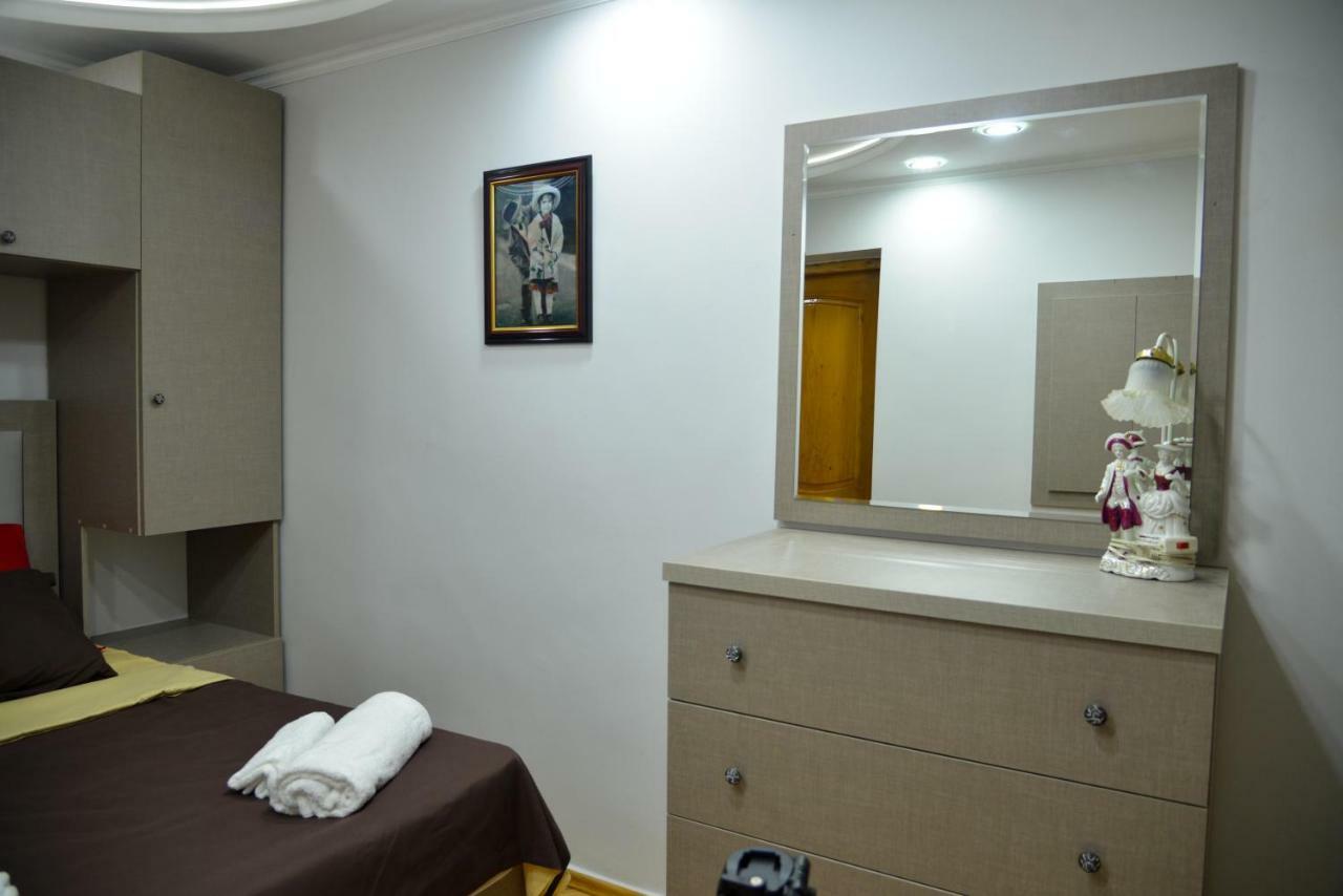Anastasia Apartment Кутаиси Екстериор снимка